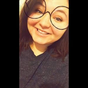 Meet your Posher, Adriana